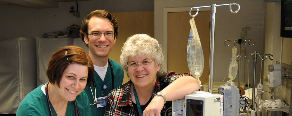 linda Wagner with nursing students