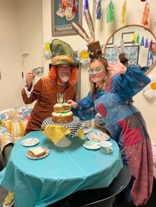 Alice in Wonderland – Mad Hatter & the March Hare at Tea Time!)